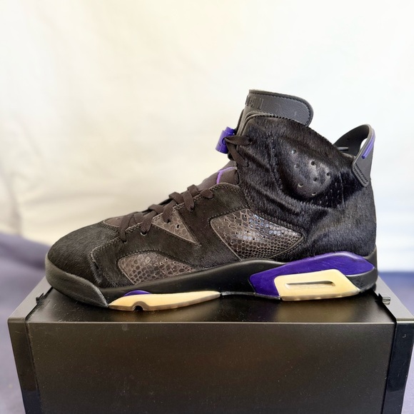 AUTHENTIC Jordan 6 Retro Social Status size 12 AR2257-005 2019 PRE-OWNED - Picture 4 of 8